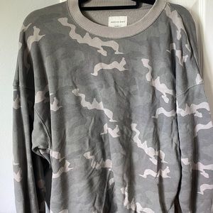 oversized sweatshirt